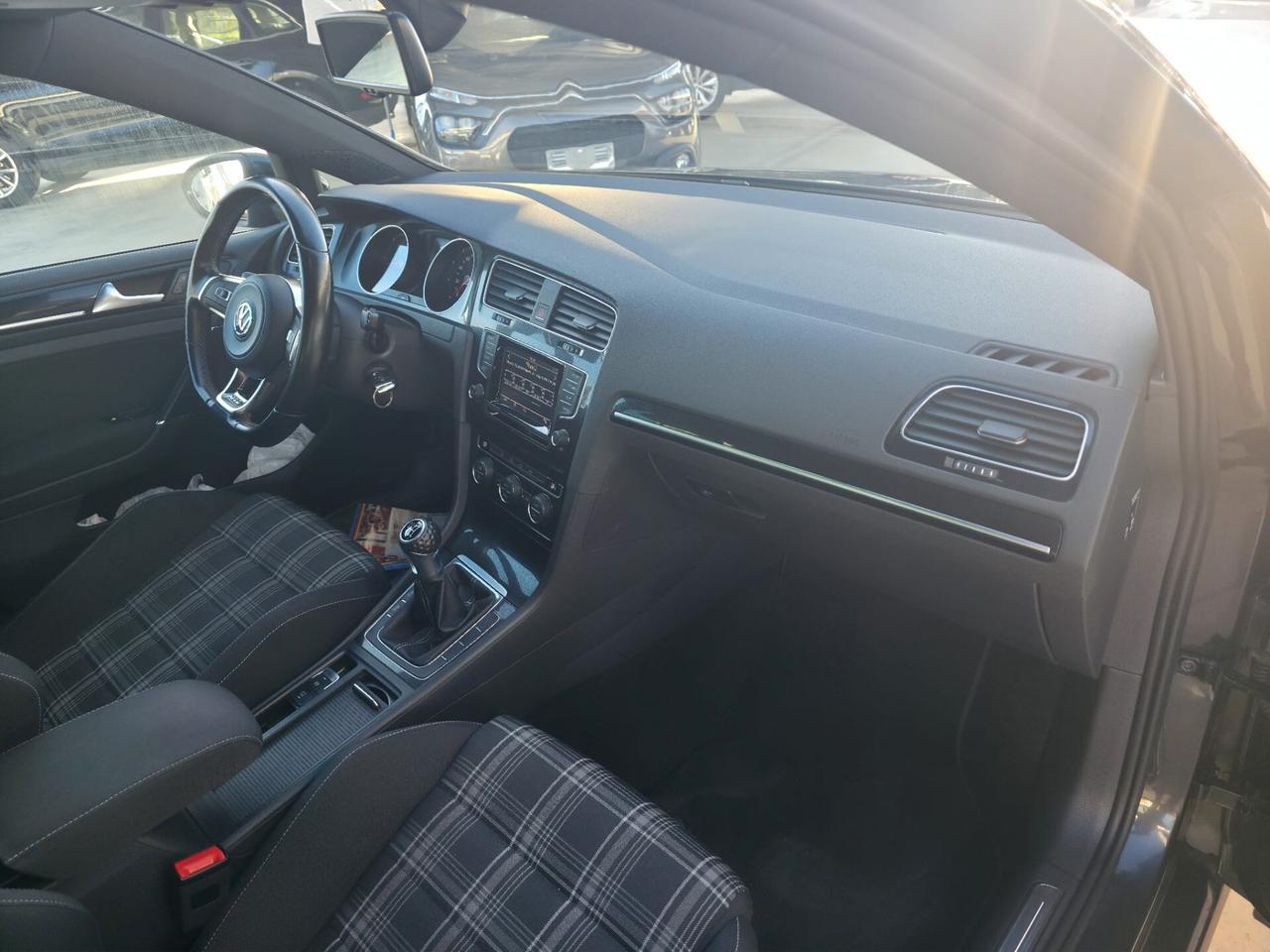 Volkswagen Golf Business GTD 2.0 TDI 5p. 4 Free BlueMotion Tech.