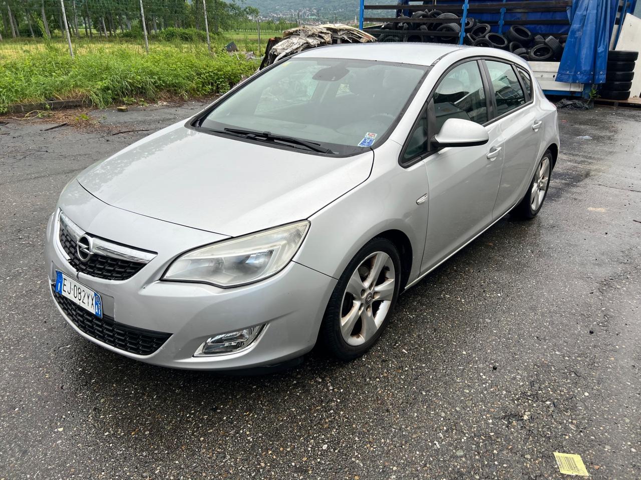 Opel Astra 1.7 CDTI 110CV 5 porte Cosmo