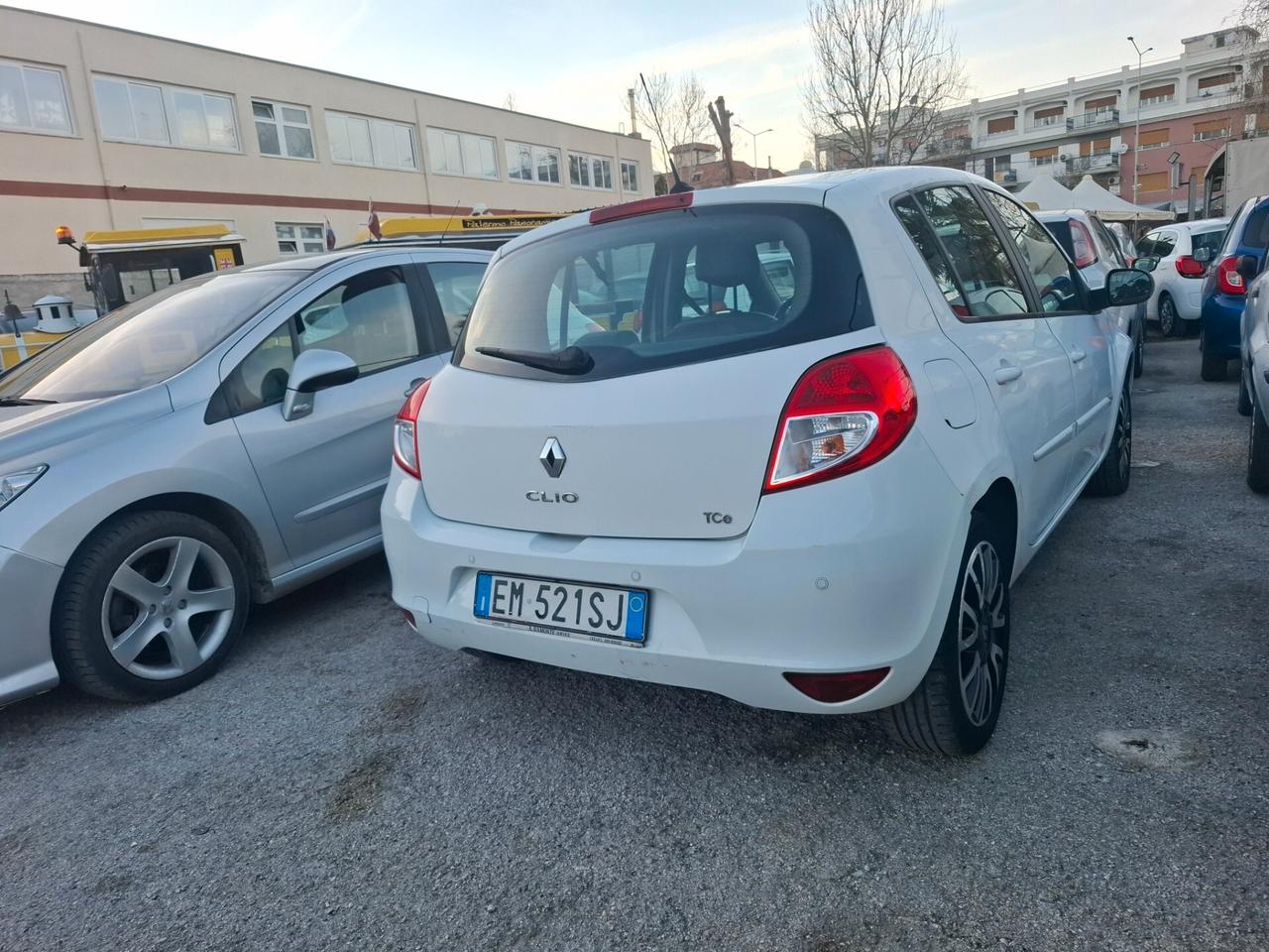 Renault Clio 1.2 16V 5 porte Dynamique anno 2012