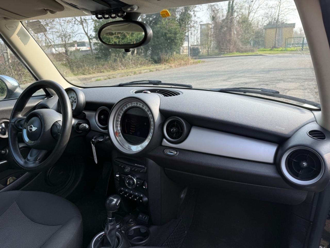 Mini Cooper Clubman AUTOMATICA-2013 BENZINA 1.6