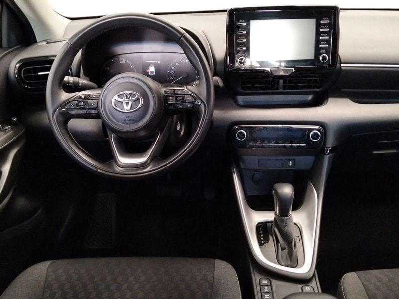Toyota Yaris Hybrid Active MY22