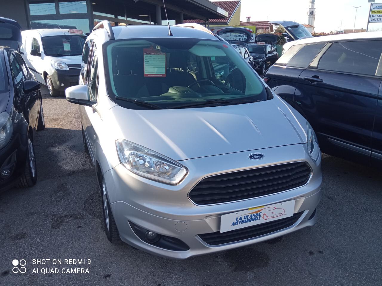 Ford Tourneo Courier 1.5 TDCI 75 CV Titanium