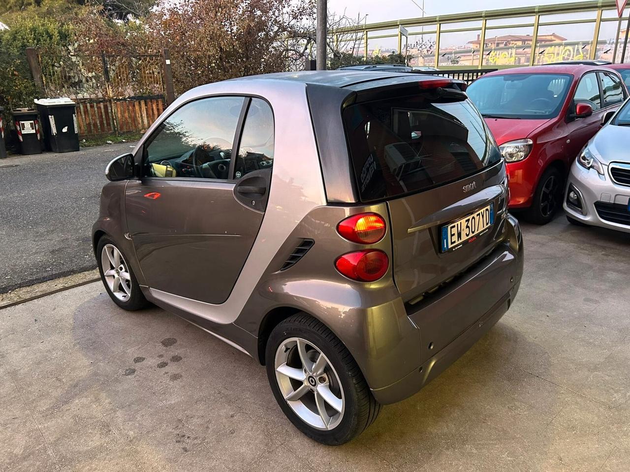 Smart ForTwo 1000 52 kW MHD coupé
