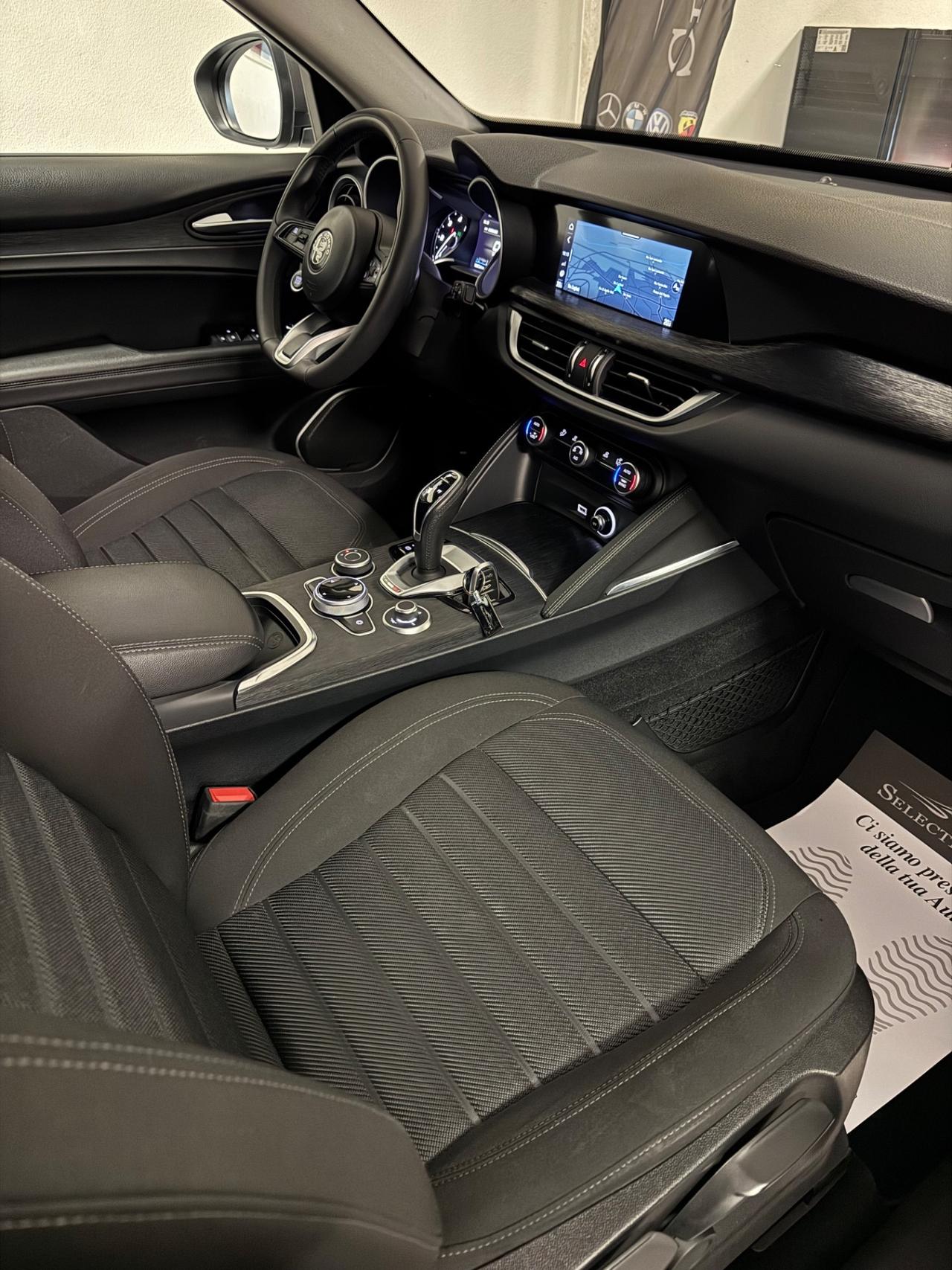Alfa Romeo Stelvio 2.2 Turbodiesel 160 CV AT8 RWD Business