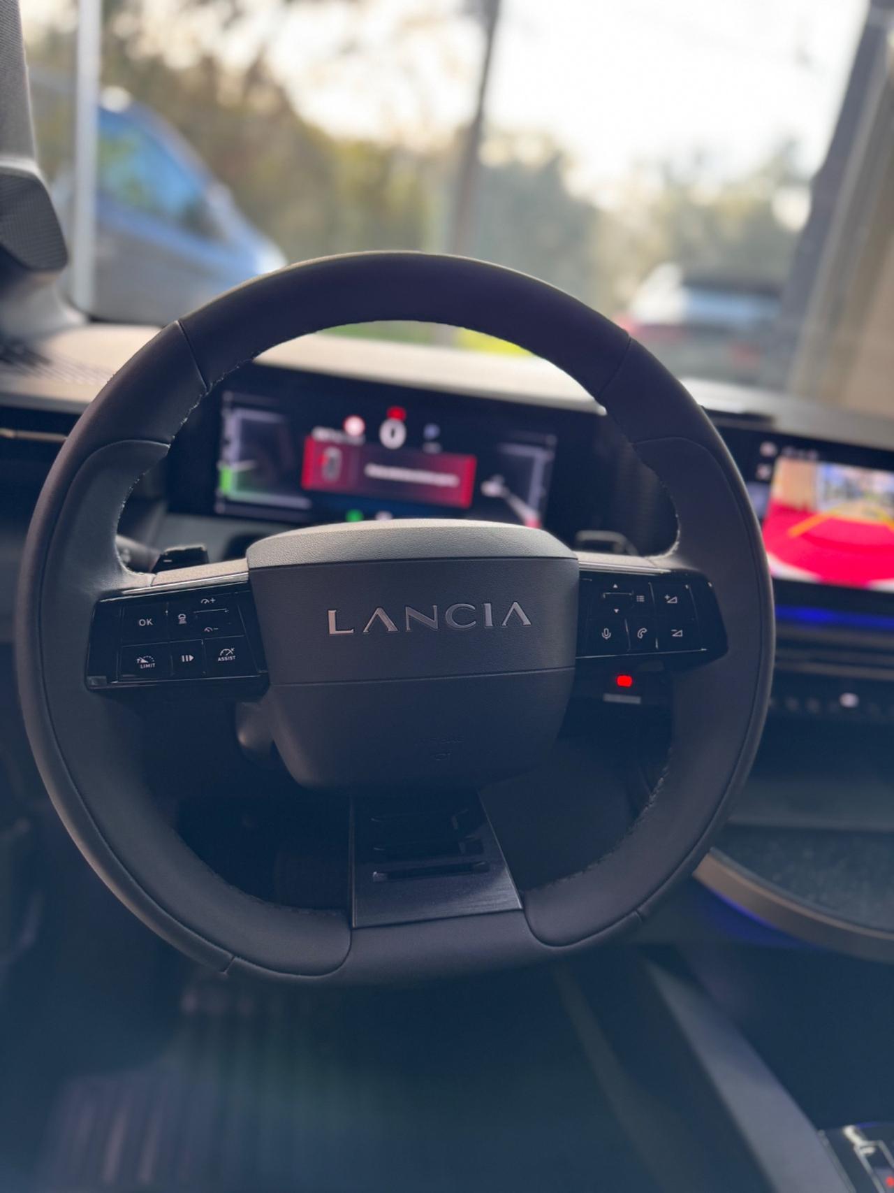 Lancia Ypsilon Hybrid e-DCT km 0