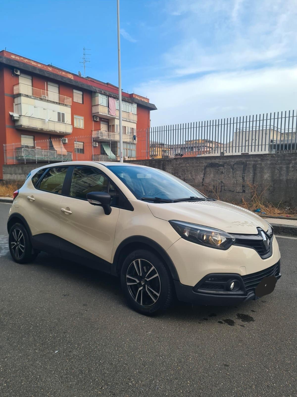 RENAULT CAPTUR 1.5 DIESEL