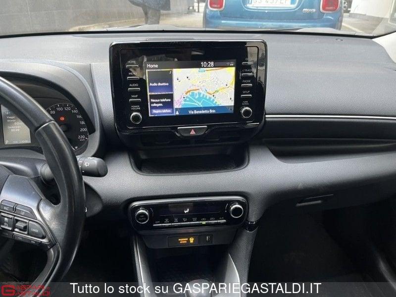 Toyota Yaris Hybrid 1.5h Business