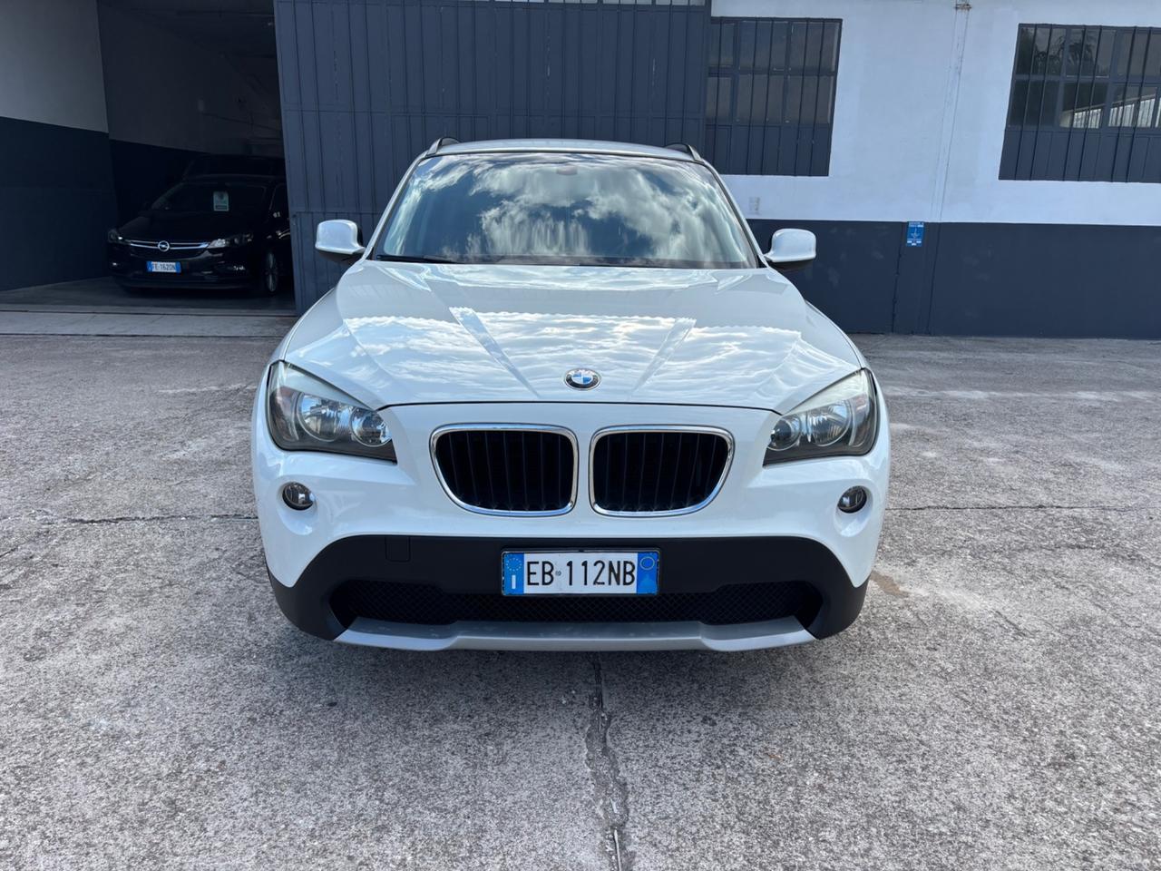 BMW X1 2.0D. 118d. Garanzia 12 mesi. Neopatentati
