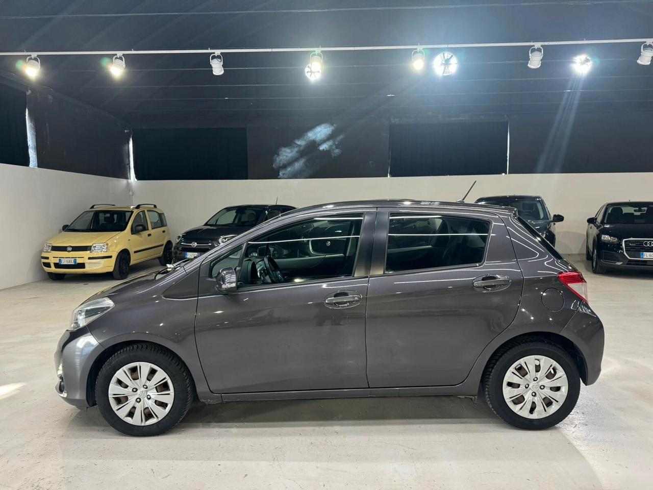 TOYOTA YSRIS NEOPATENTATI