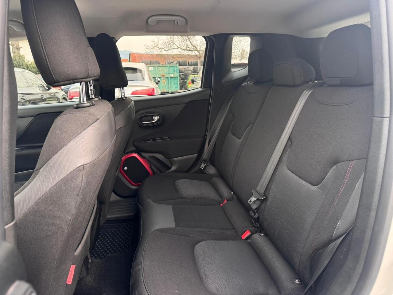 Jeep Renegade 2.0 Mjt 170CV 4WD Active Drive Low Trailhawk