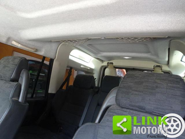LAND ROVER Discovery 2.5 TD5 7 POSTI