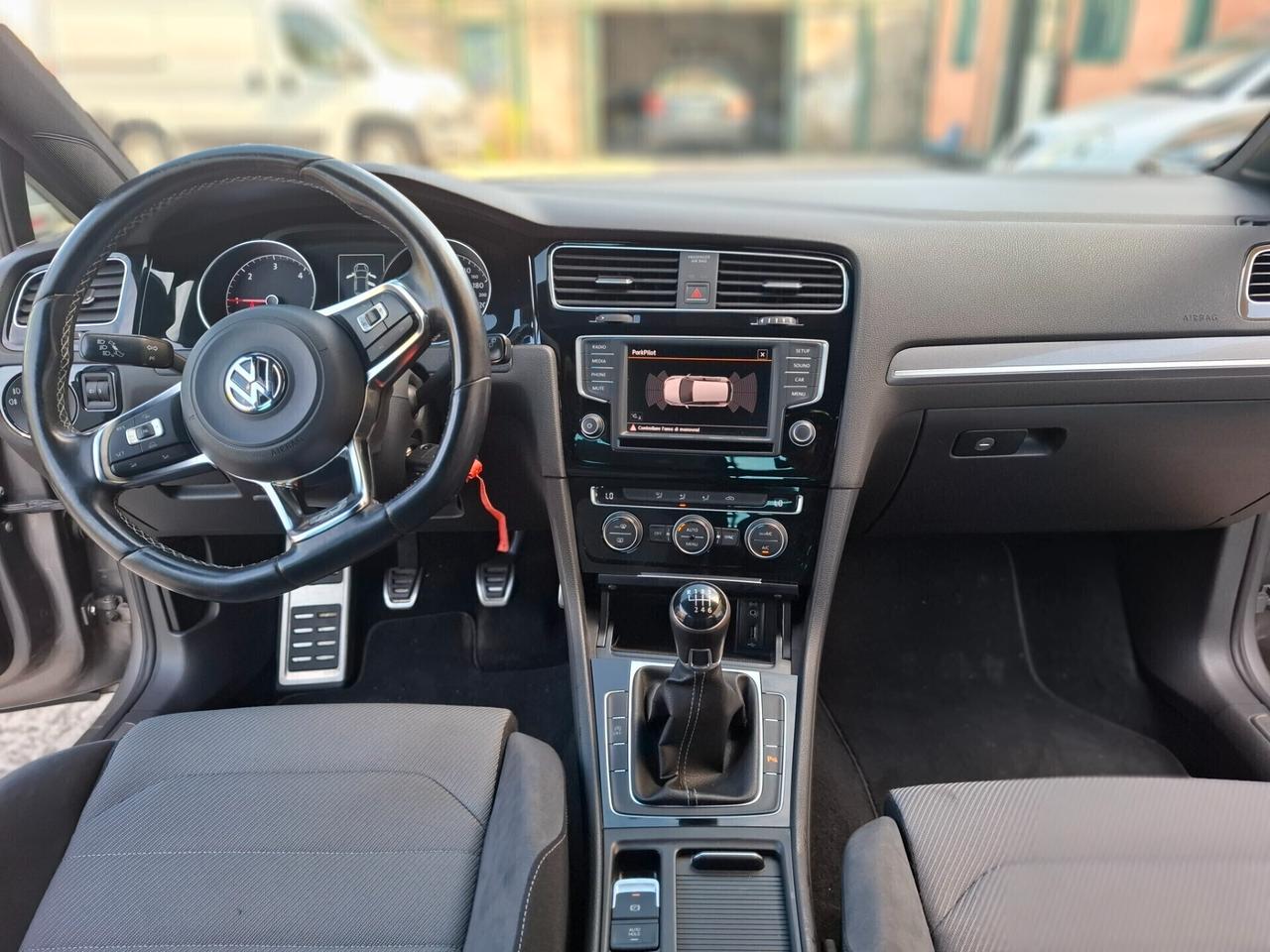 Volkswagen Golf 2.0 TDI 5p. RLINE 150CV