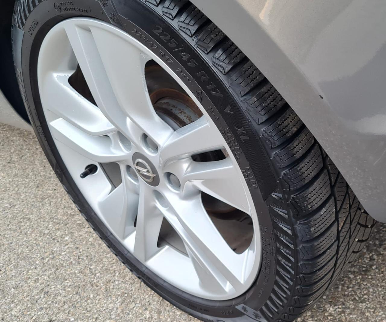 Opel Meriva 1.4 Turbo 120CV Cosmo