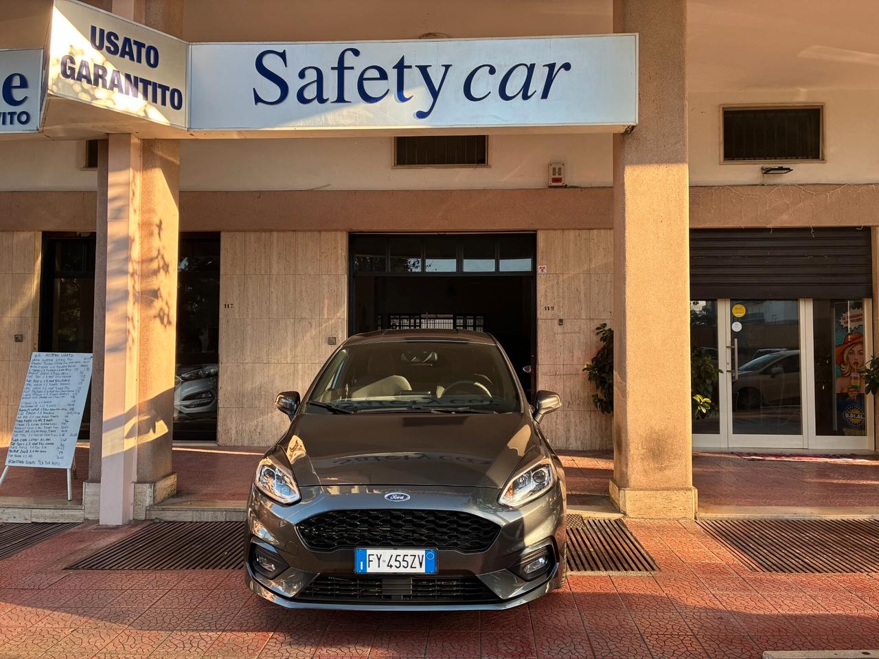 Ford Fiesta 1.0 5p ST-Line perfetta garantita-2020