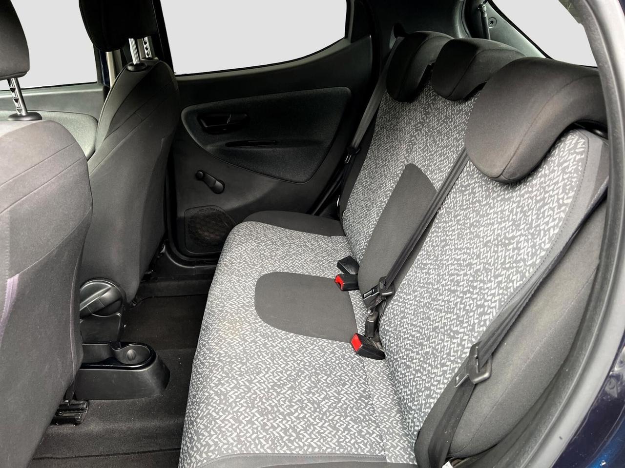 Lancia Ypsilon 1.2 69 CV 5 porte S&S Elefantino Blu