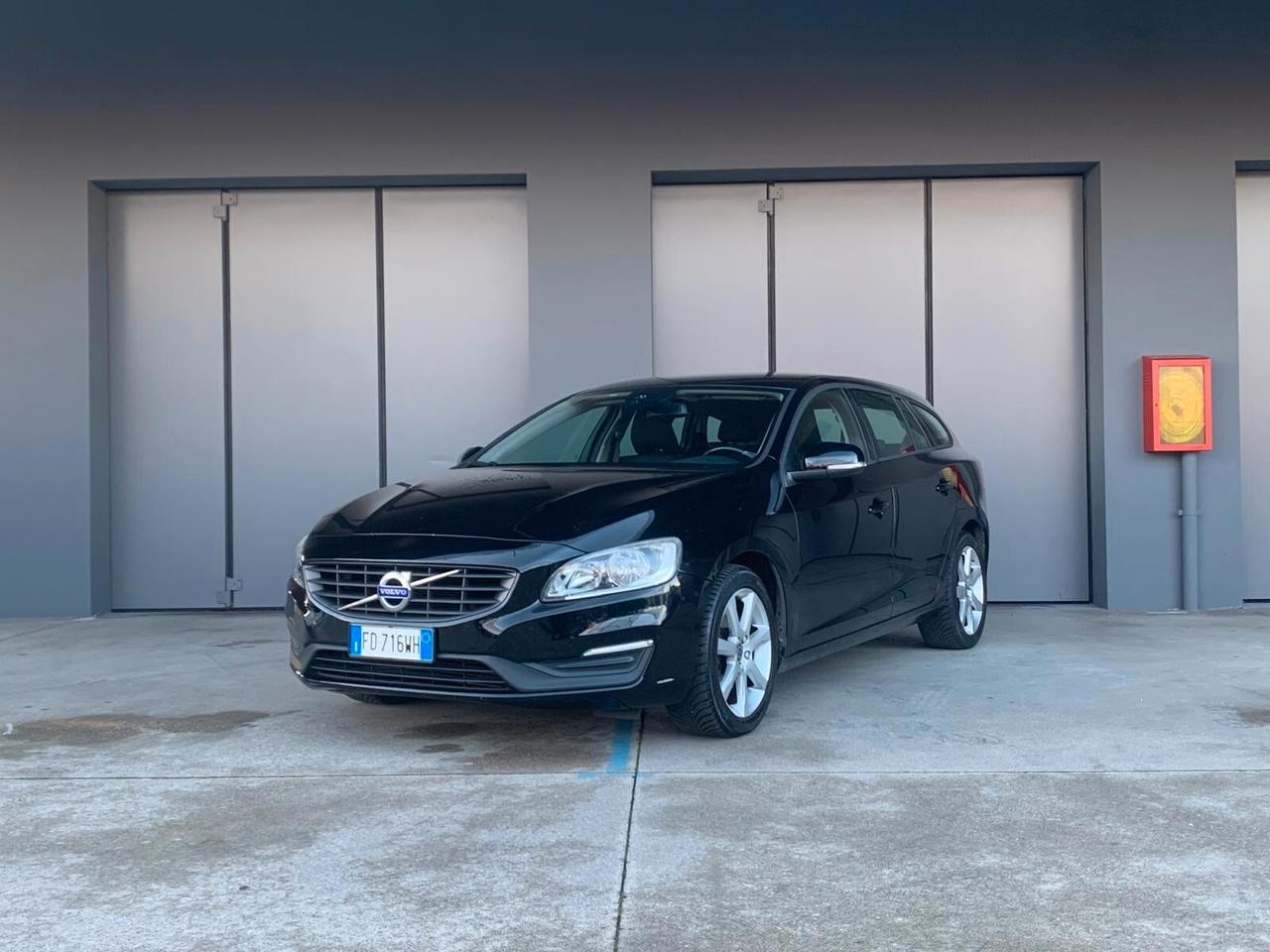 Volvo V60 D3 Geartronic Momentum