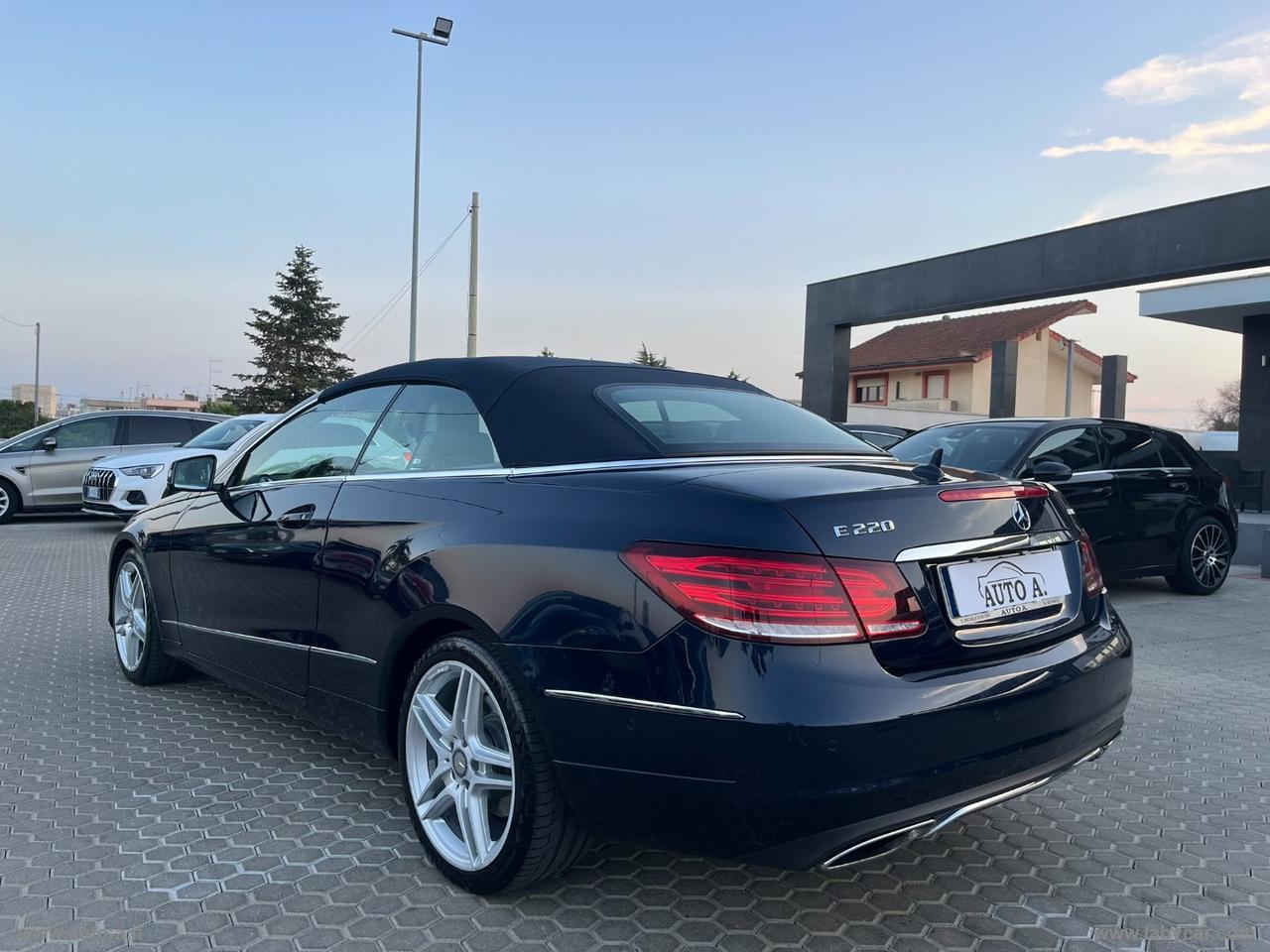 MERCEDES-BENZ E 220 BlueTEC Cabrio Sport