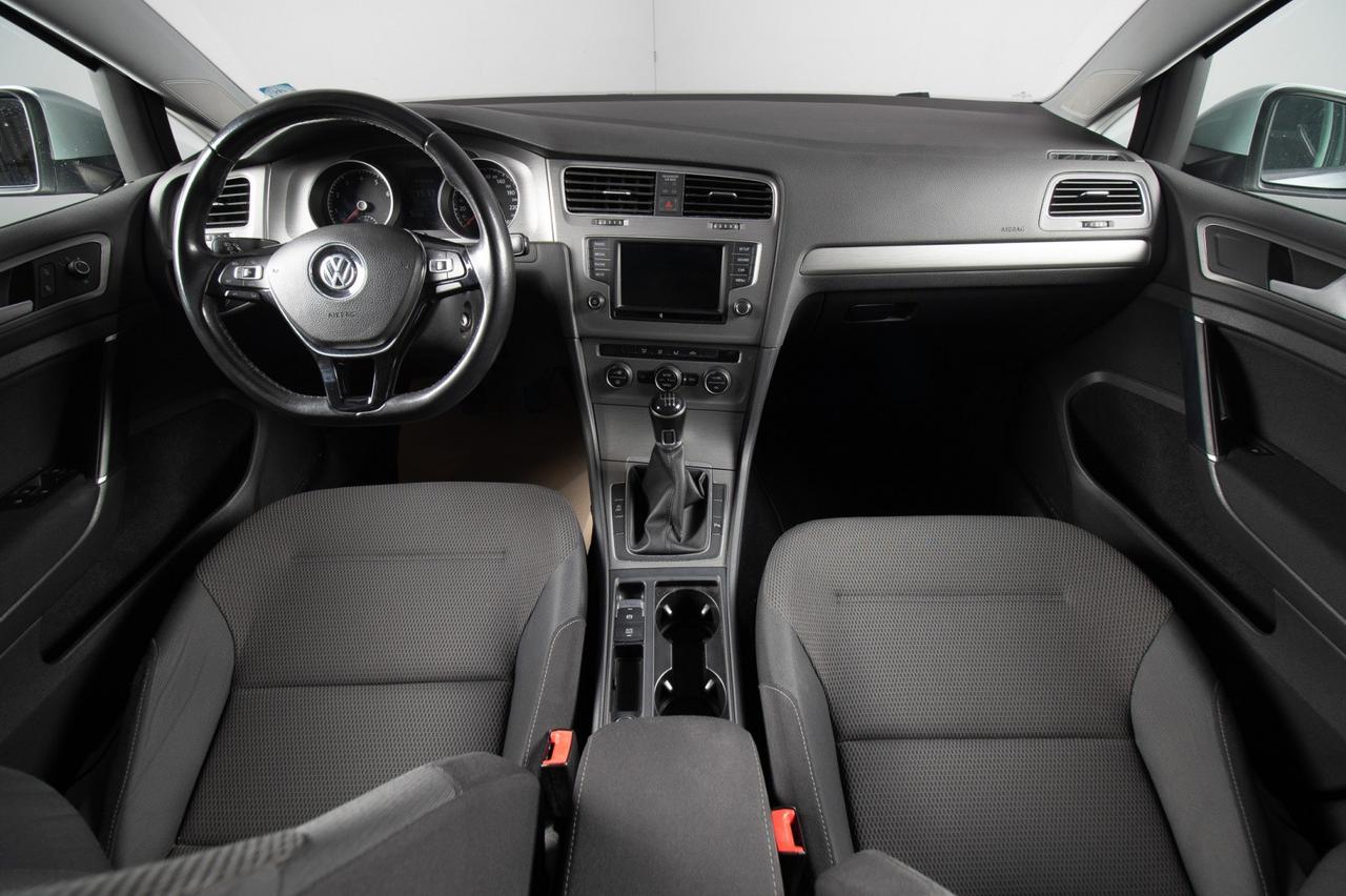 Volkswagen Golf Vii 5p 1.4 Tgi Comfortline 110cv