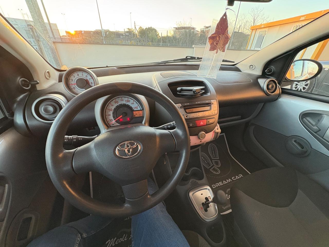 Toyota Aygo 1.0 12V VVT-i 5 porte Now AUTOMATICA 77000km!