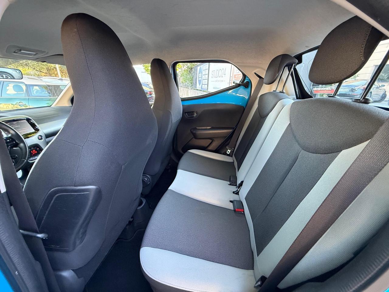 Toyota Aygo' 1.0 KM.28.000! X Play