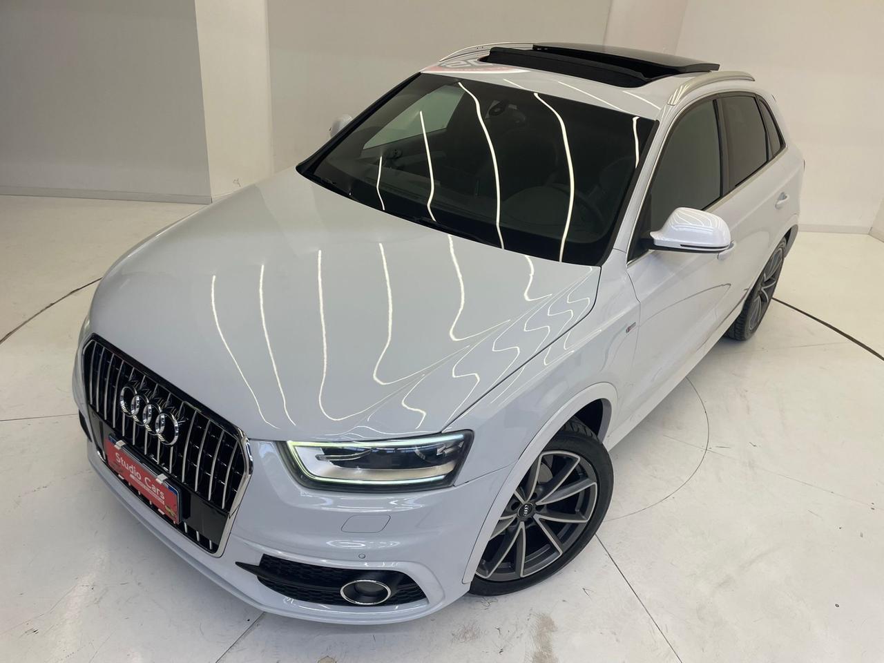 Audi Q3 2.0 tdi S-Line Quattro 177cv S-Tronic