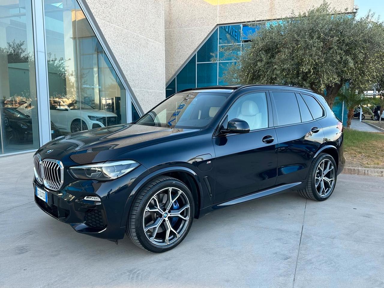 Bmw X5 M xDrive45e Msport Super Prezzo, Possibilità noleggio no scoring