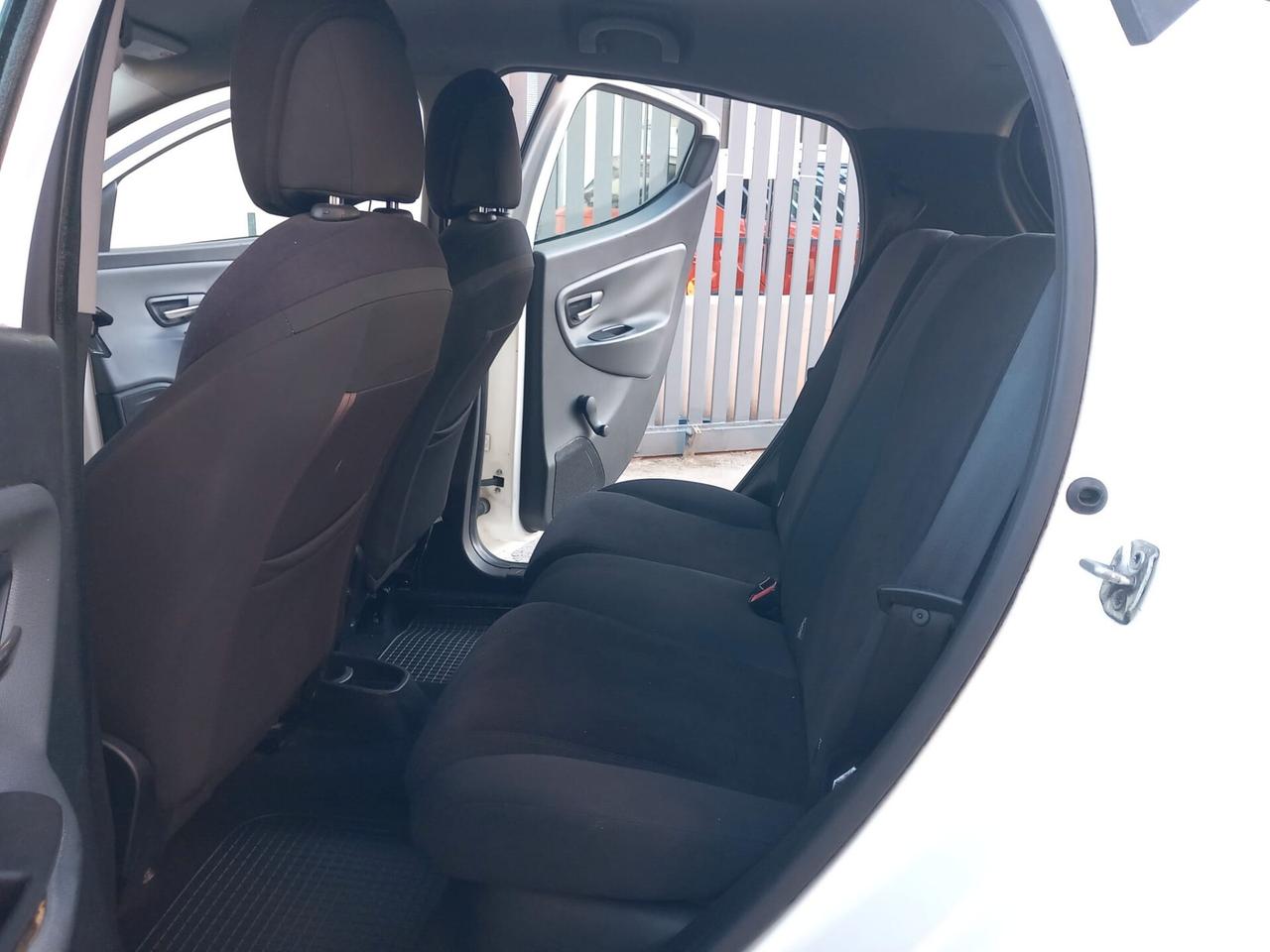 Lancia Ypsilon 5 Porte Full Optional