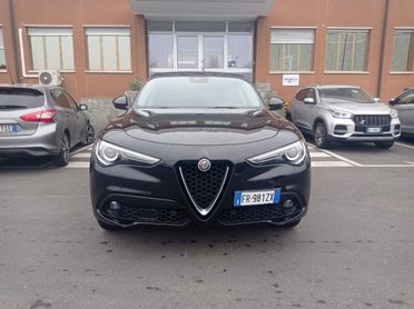 Alfa Romeo Stelvio Stelvio 2.2 t Executive Q4 210cv auto Full