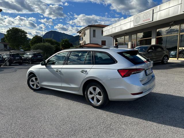 SKODA Octavia 2.0 TDI EVO SCR DSG Wagon Executive