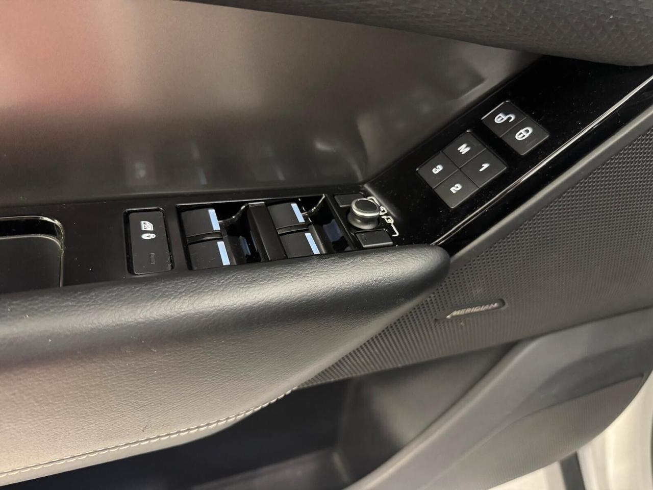 Land Rover Velar 2.0 TD4 180CV SOLO 110000KM