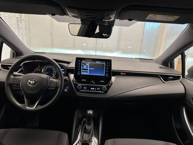 TOYOTA Corolla 1.8 Hybrid Active