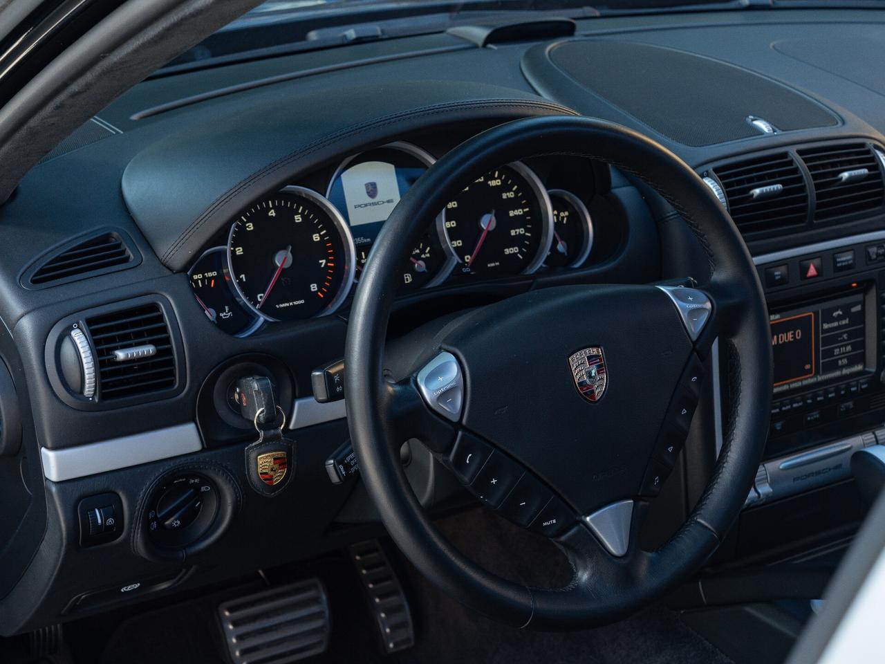 Porsche Cayenne 4.5 cat Turbo