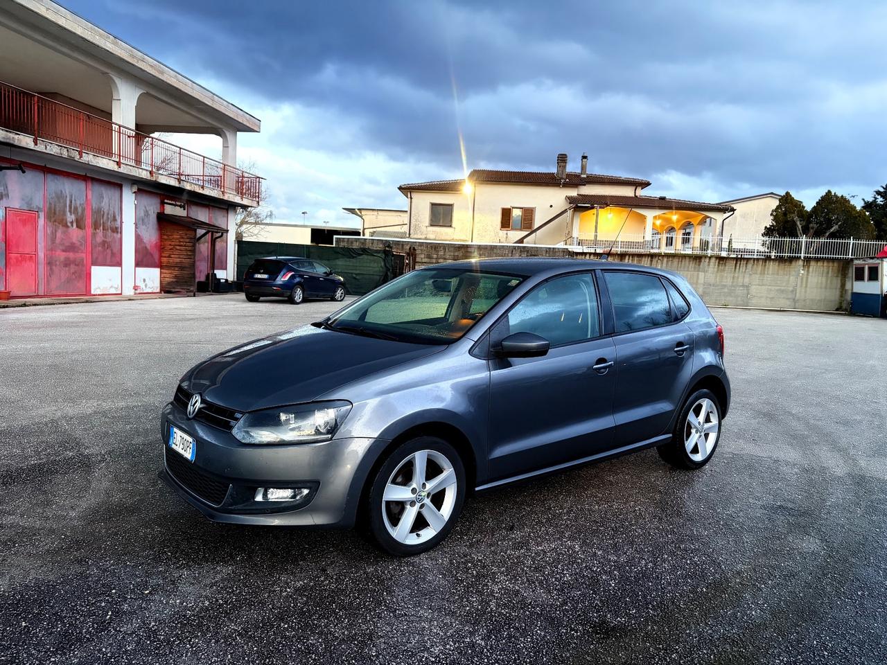 Volkswagen Polo 1.6 TDI 90CV DPF DSG 5 porte Highline