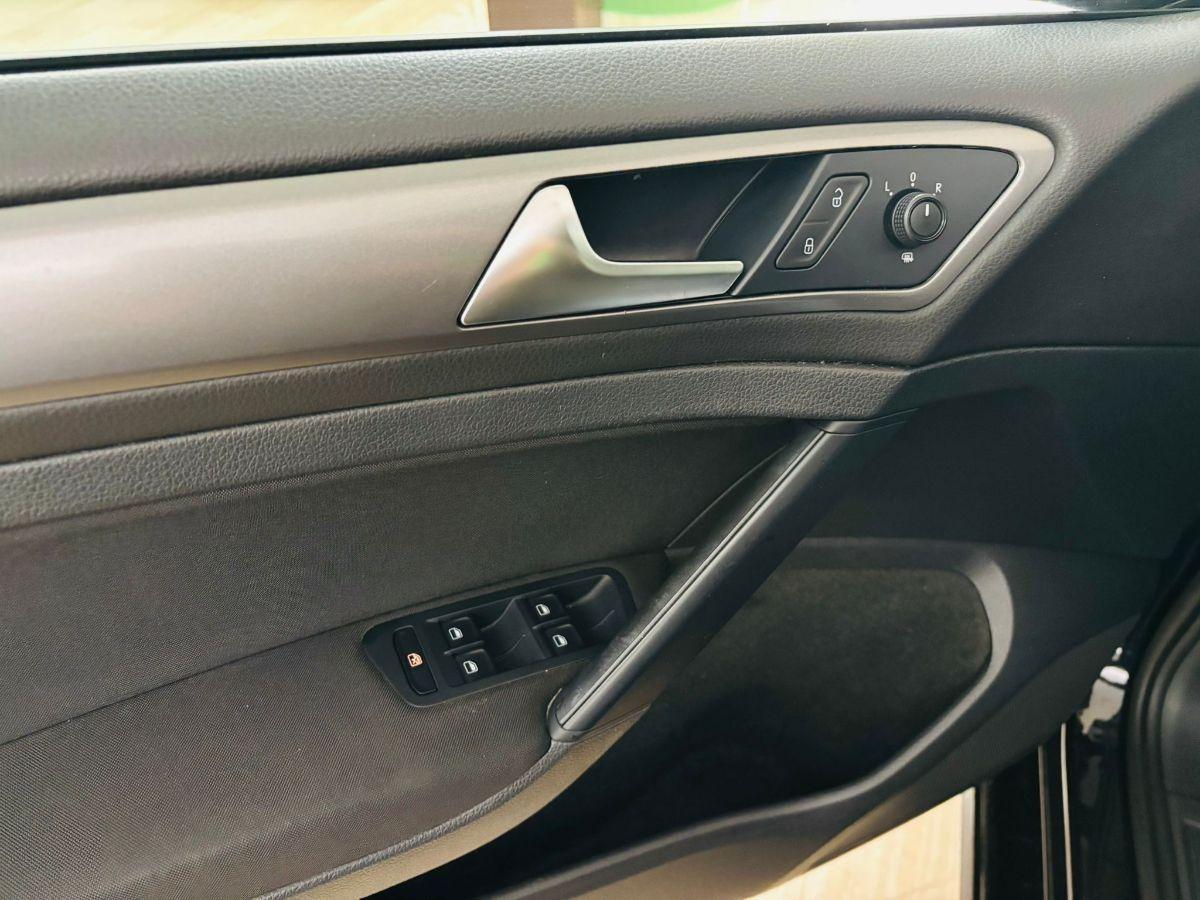 Volkswagen Golf VII 1.6 TDI 105cv Bluemotion 5p Trendline