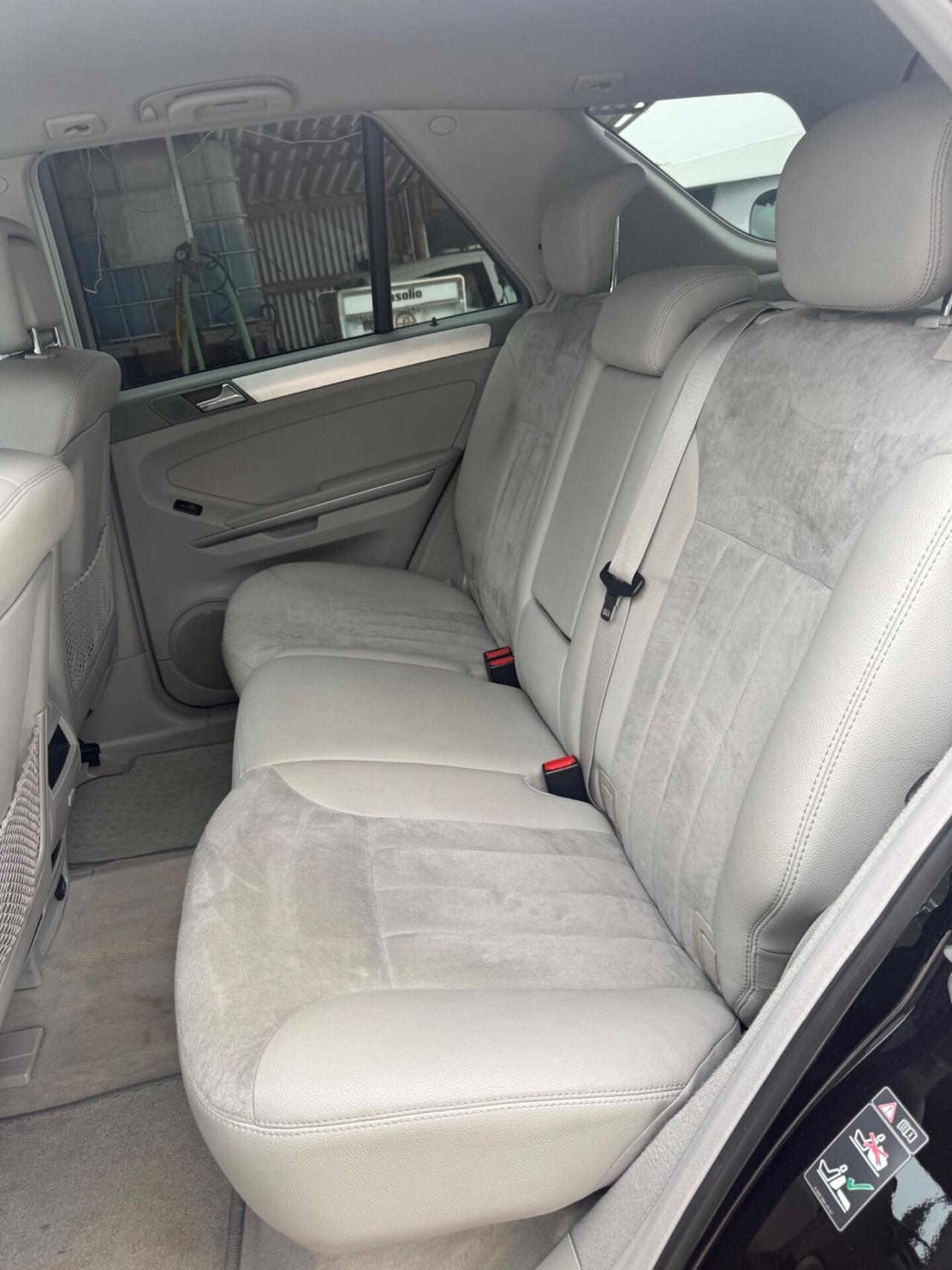 Mercedes ML 320 CDi Sport PERFETTO 135 milaKM
