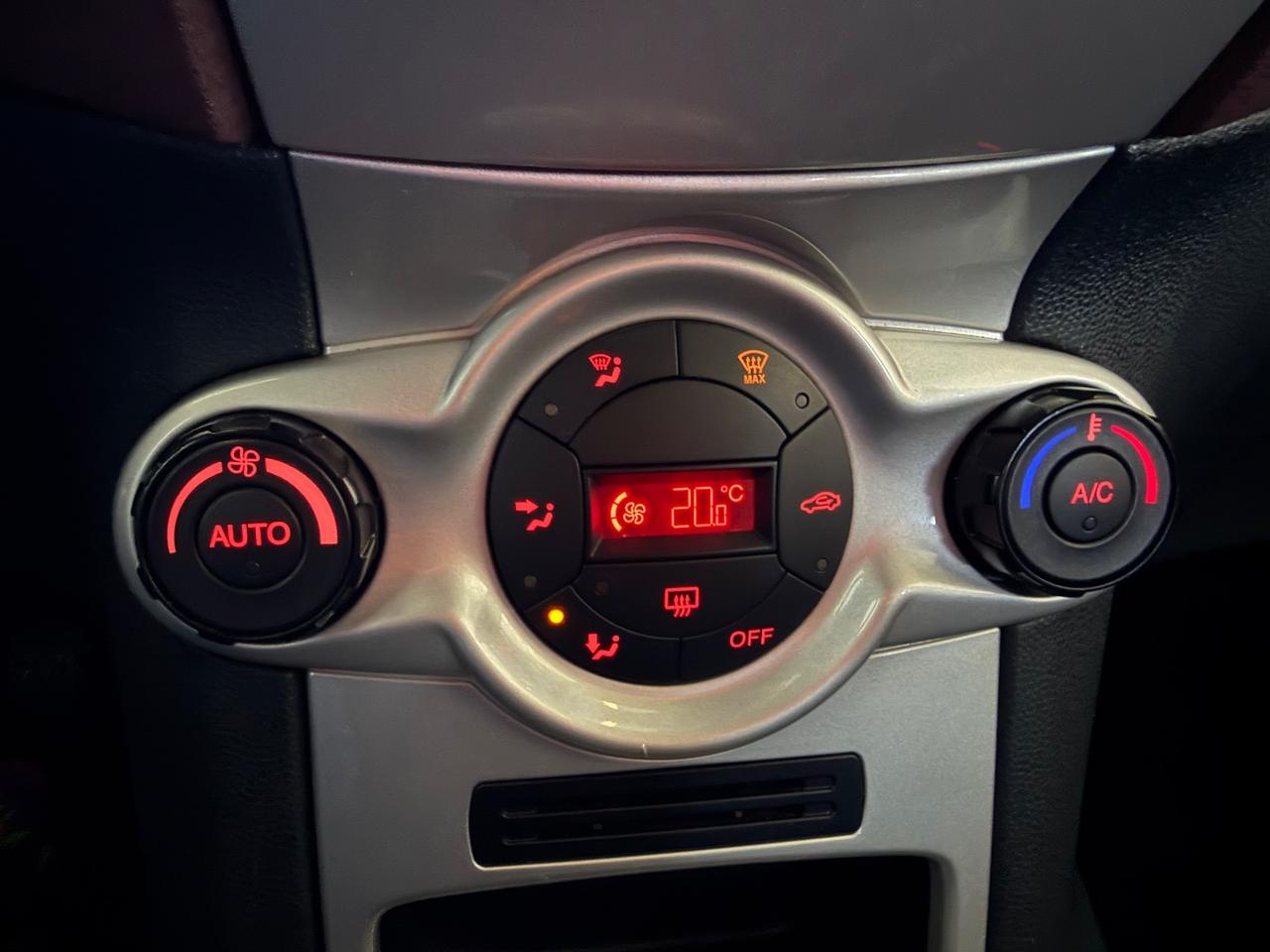 Ford Fiesta 1.2 82 CV 5p Titanium - SOLO 84.000KM-