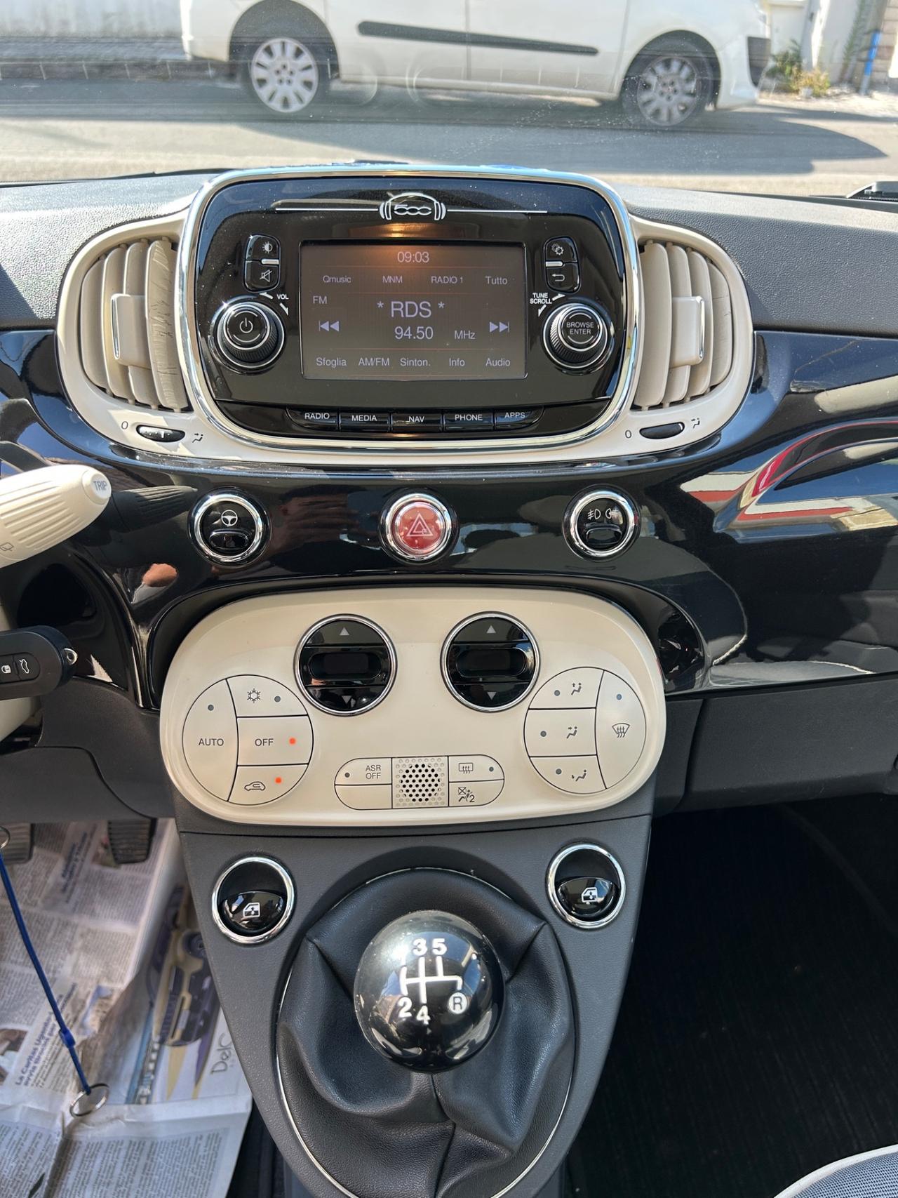 Fiat 500 1.2 Lounge-2016-NAVI-PANO
