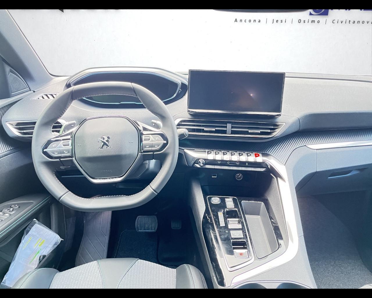 PEUGEOT 5008 BlueHDi 130 S&S EAT8 ALLURE PACK
