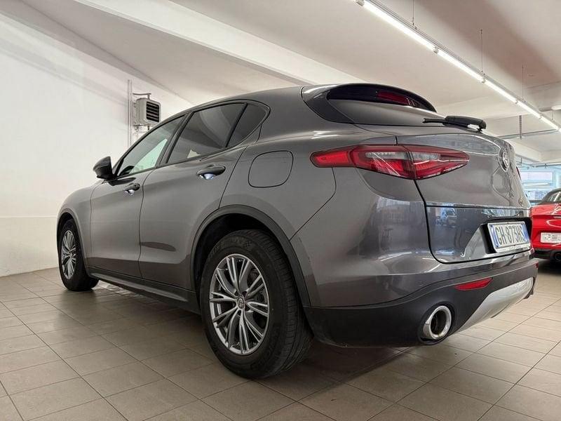 Alfa Romeo Stelvio 2.2 Turbodiesel 160 CV AT8 RWD
