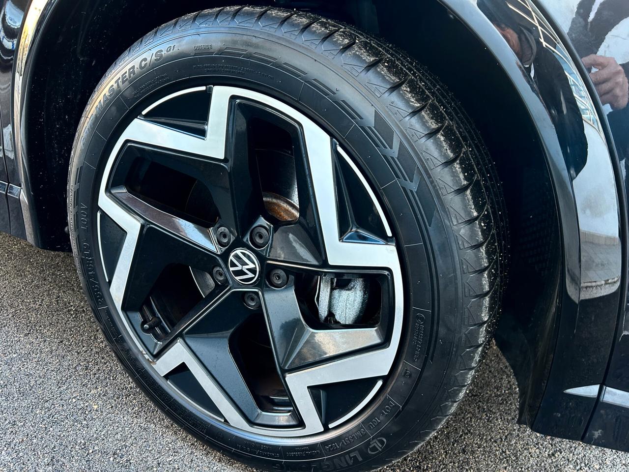 Volkswagen Tiguan 2.0 TDI 150 CV DSG R-Line 2024