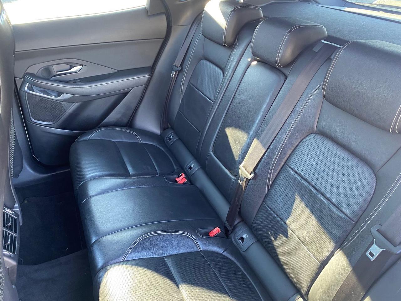 Jaguar E-Pace R-Dynamic HSE D 150 #8021