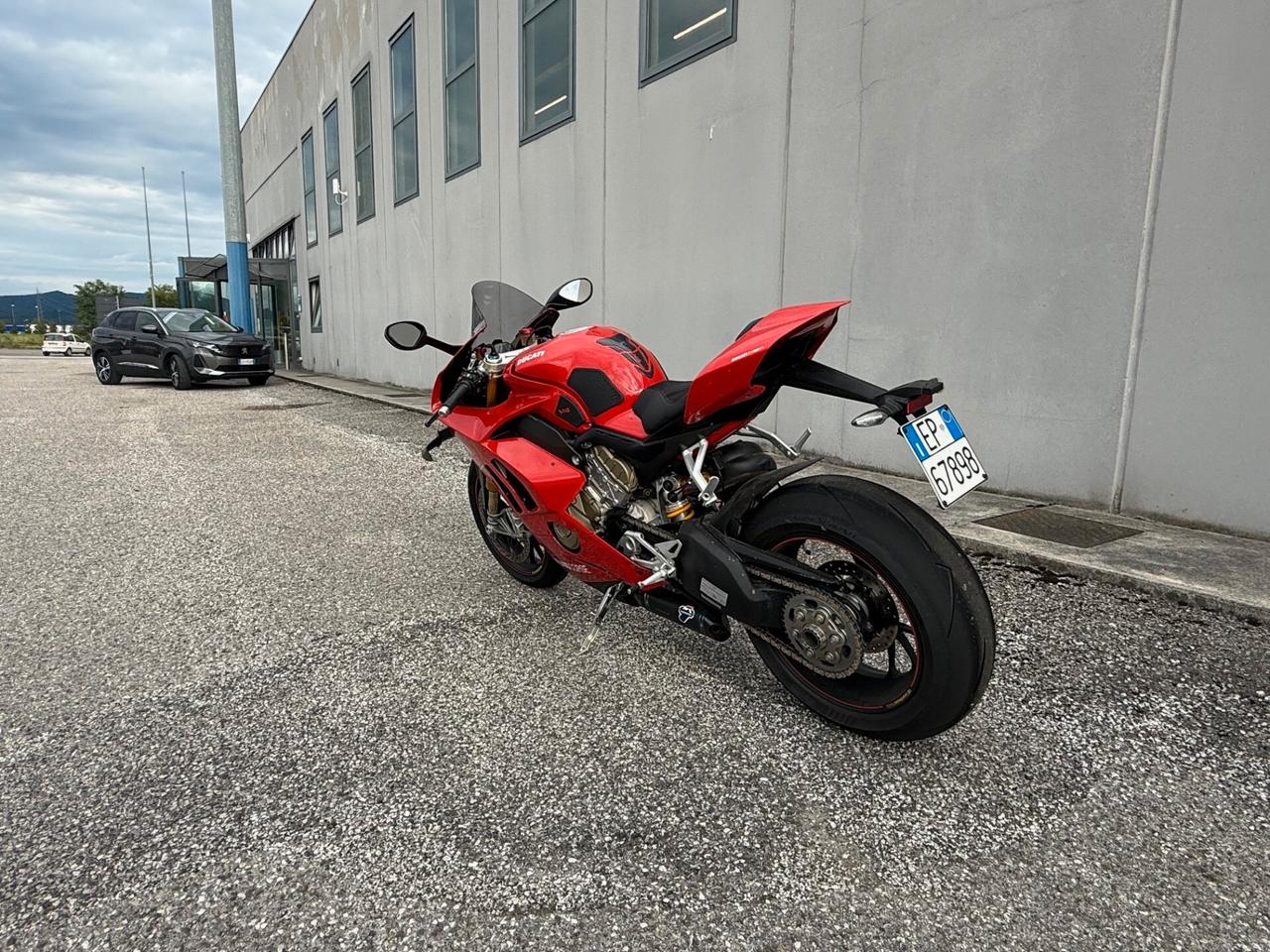 Ducati Panigale V4 S