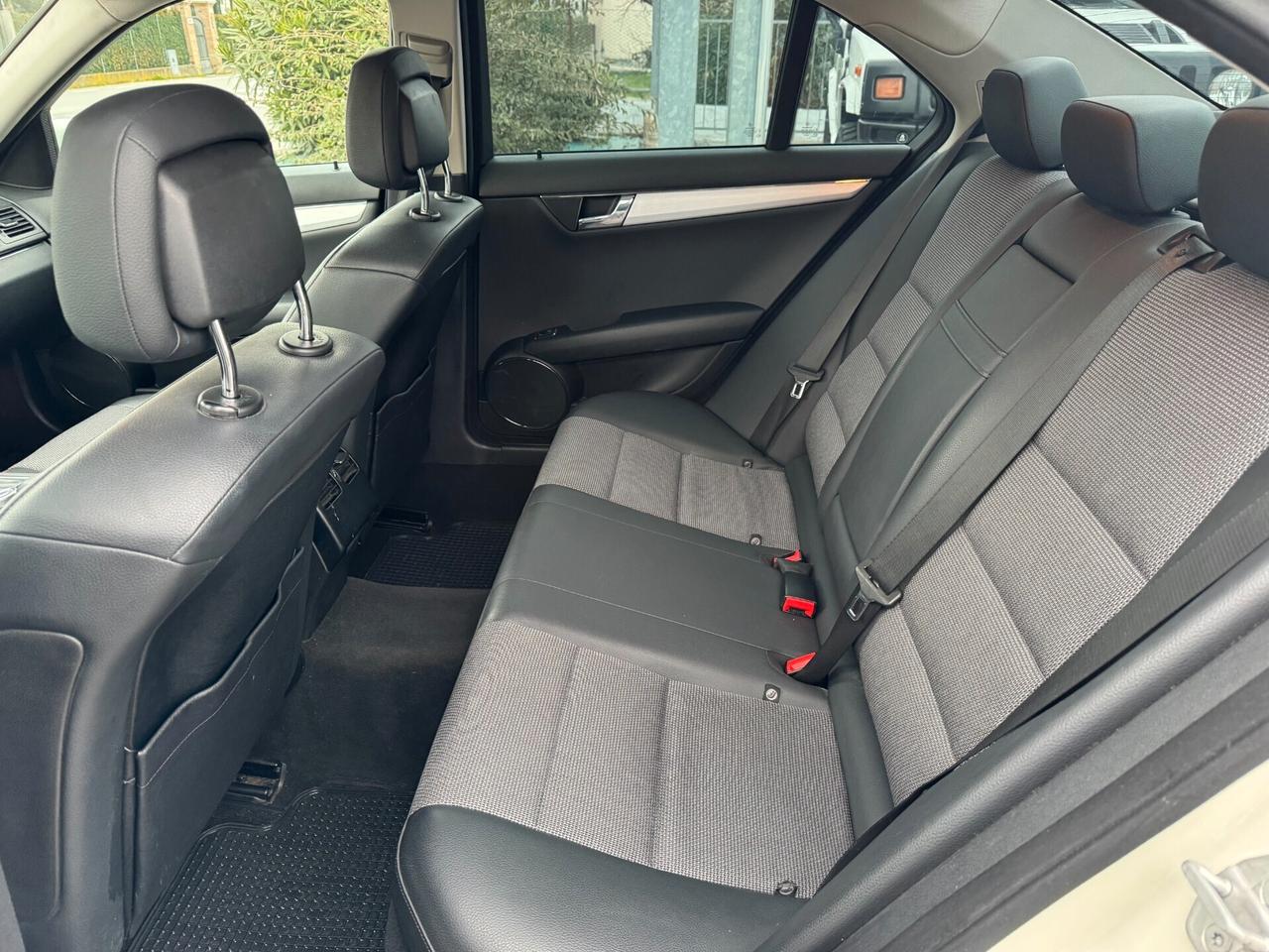 Mercedes-benz C 250 CDI 4Matic BlueEFFICIENCY Avantgarde