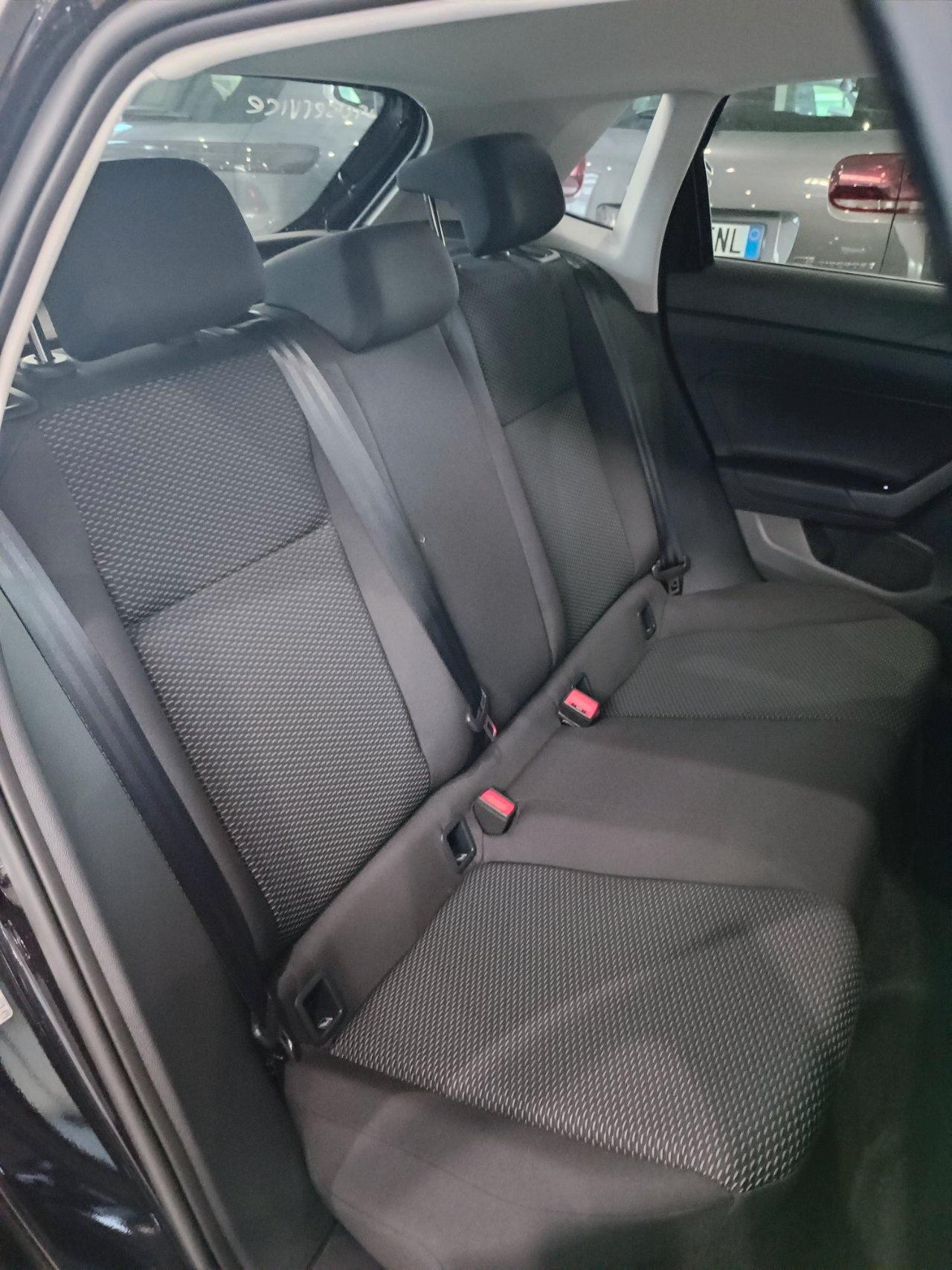 Volkswagen Polo 1.0 80cv nuova pronta consegna