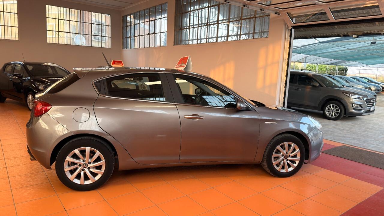 Alfa Romeo Giulietta 2.0 JTDm-2 140 CV Exclusive