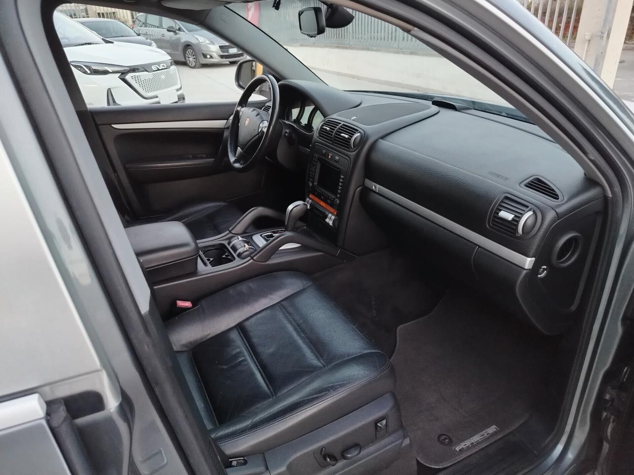 Porsche Cayenne 3.2 V6 cat GPL