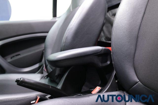 SMART ForTwo 90 0.9 TURBO TWINAMIC CABRIO PASSION FARI LED