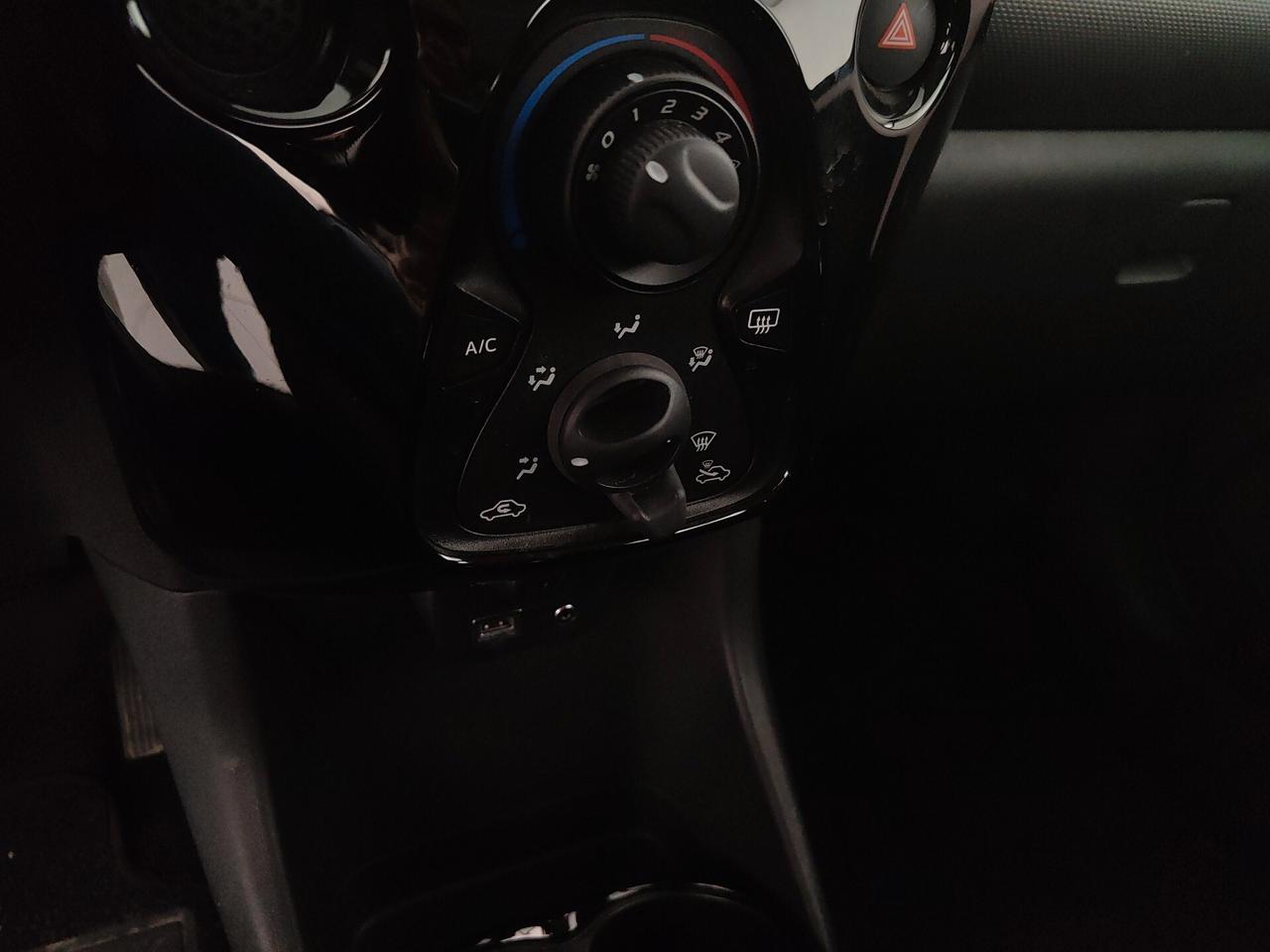 Peugeot 108 VTi 72 S&S 5 porte Allure