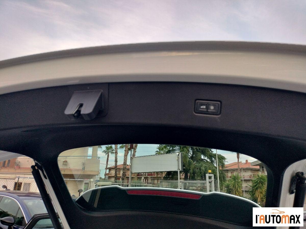 AUDI - Q5 Sportback 35 2.0 tdi mhev 12V S line s-tronic