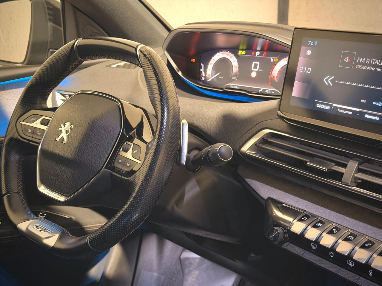 Peugeot 3008 1.5 HDI 130CV EAT8 GT Line